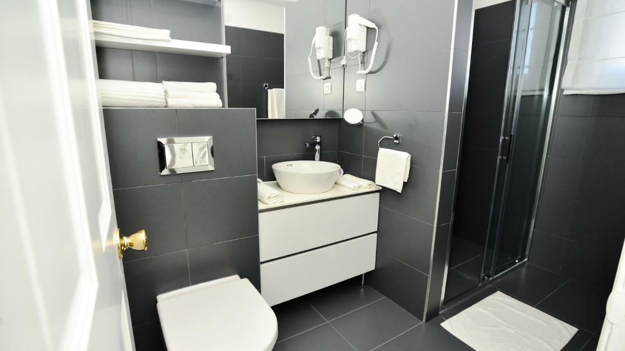Sunset Deluxe Apartments Vir Exterior photo