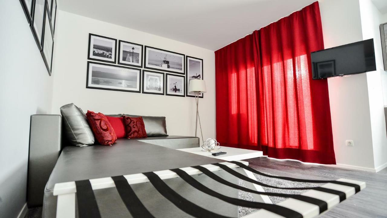 Sunset Deluxe Apartments Vir Exterior photo